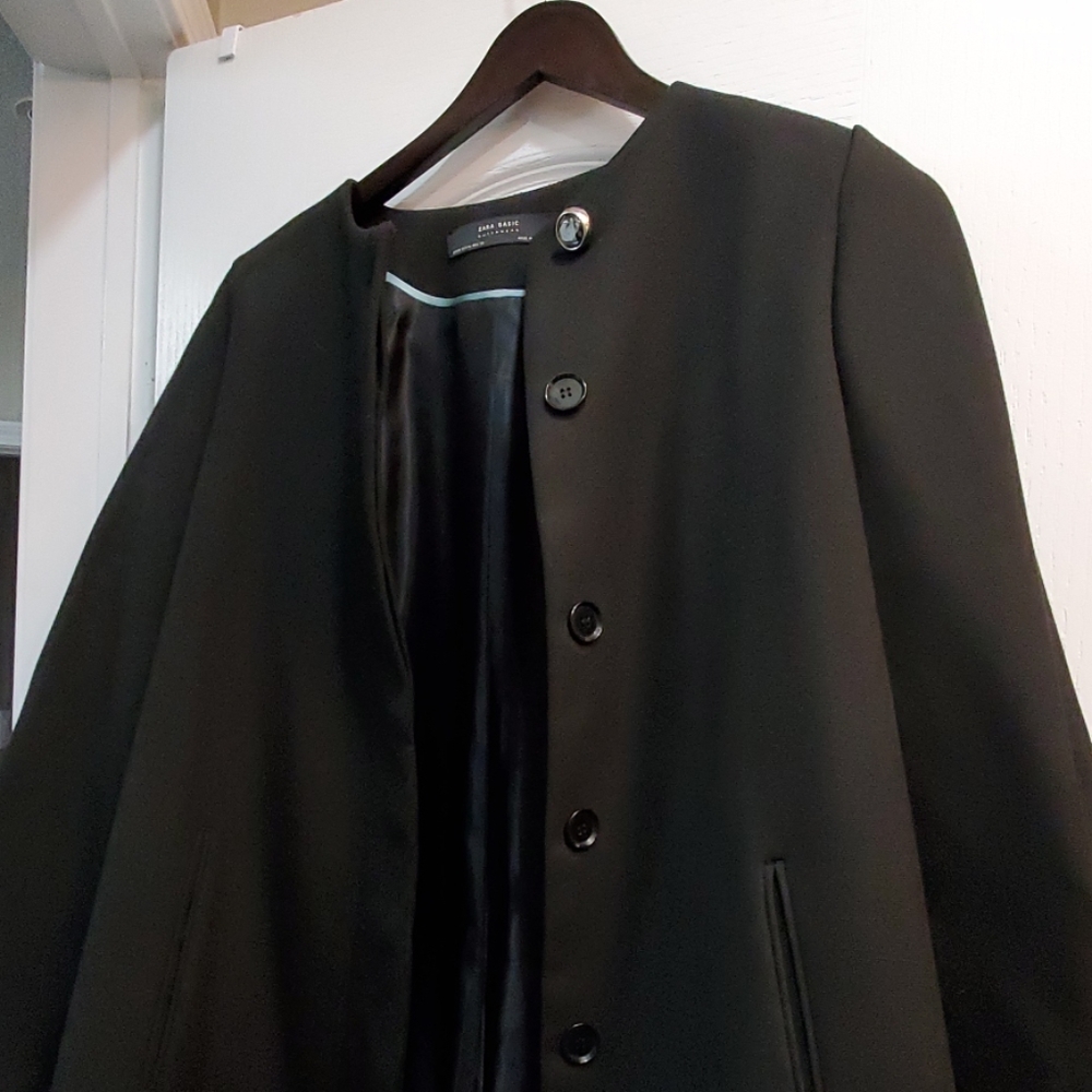 Zara Jacket - Picture 2 of 2